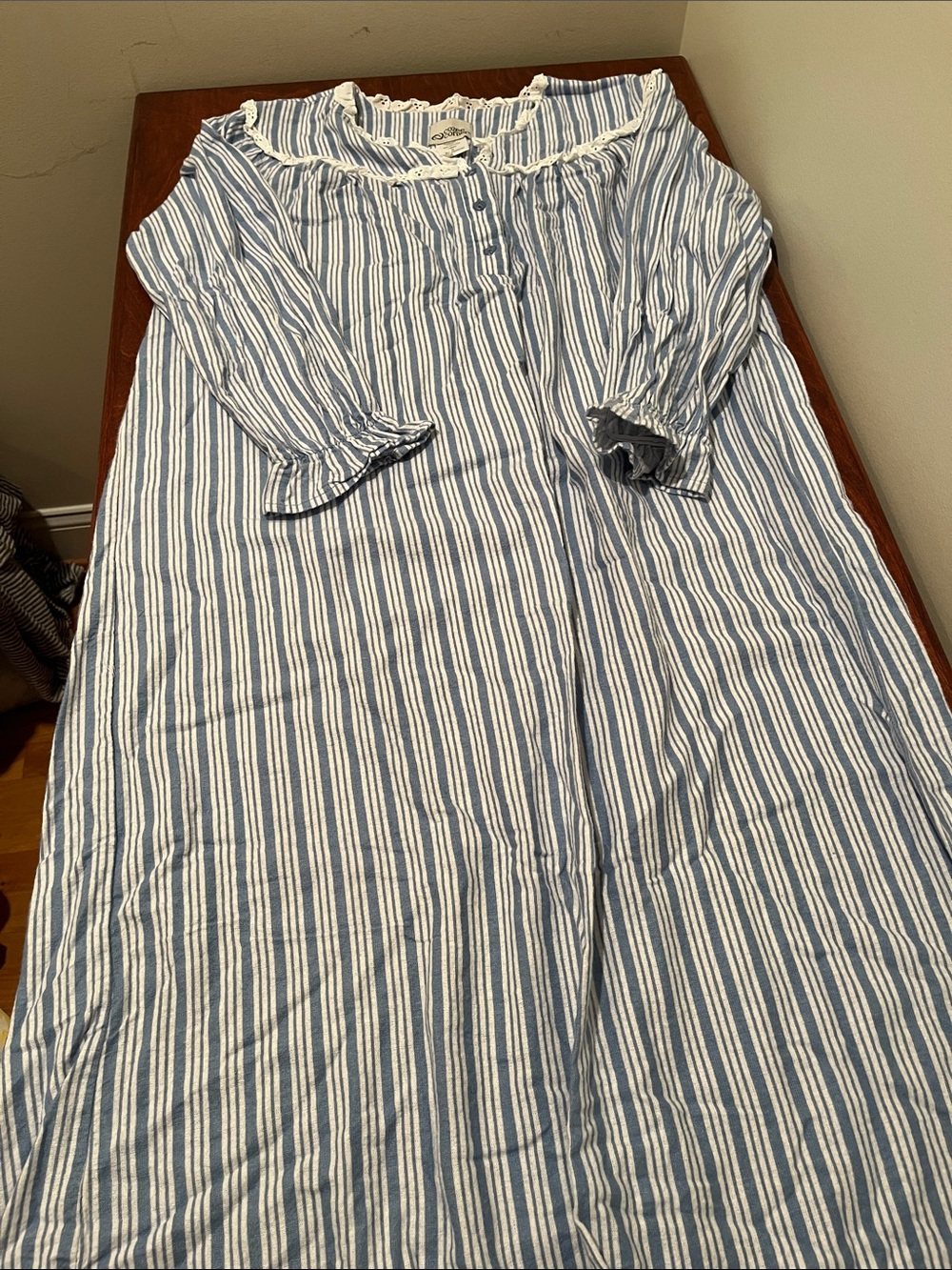 Blue & White Striped Cotton Flannel Nightgown with Ruffle Collar L